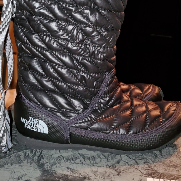 The North Face booties - Picture 5 of 8